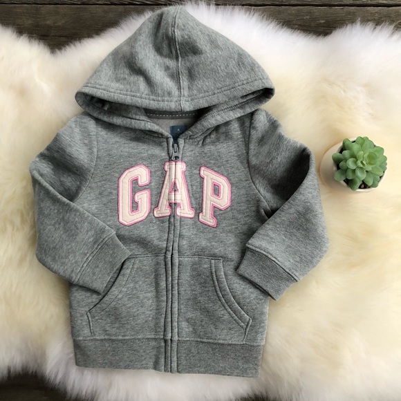 GAP Other - Gap Girls logo fleece jacket. Size 2T. NEW